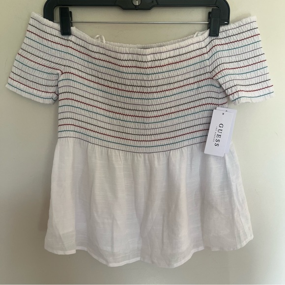 NWT Women’s Guess Off Should Striped Smocked Top With Flowy Bottom Size Small - Picture 1 of 11